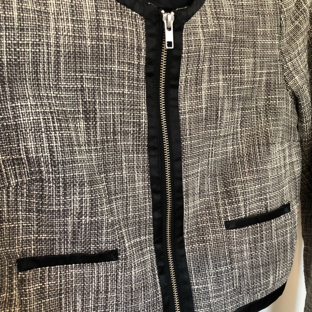 Tweed Studded Crop Jacket - Picture 5 of 6